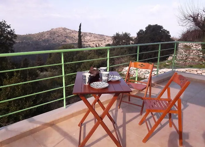 Alexia's House Casa de Férias Chortáta